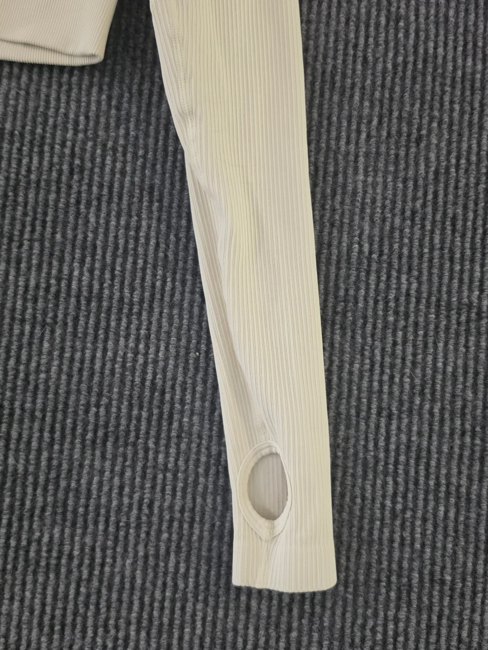 N/A stylish cream